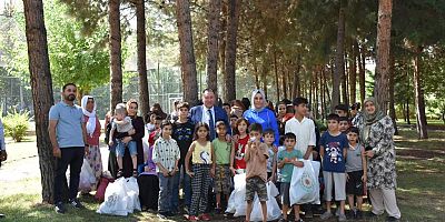 BAĞLAR BELEDİYESİ İHTİYAÇ SAHİPLERİNİN BEDENLERİNİ ISITMAYA DEVAM EDİYOR 