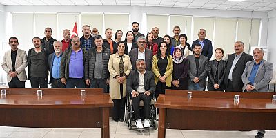 Bağlar Belediyesi'nde Maaş Krizi Devam Ediyor