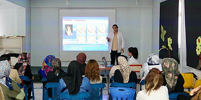 Bağlar Belediyesi’nden kadınlara meme kanseri farkındalık semineri