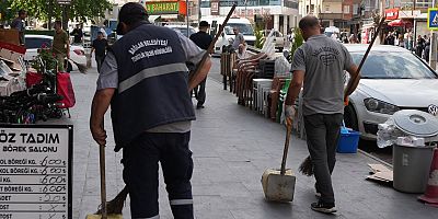 BAĞLAR BELEDİYESİ SAHADA: TEMİZLİK VE DENETİMLER ARALIKSIZ SÜRÜYOR