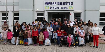 BAĞLAR BELEDİYESİ11 AYDA 3 BİN 152 ÇOCUĞU GİYDİRDİ