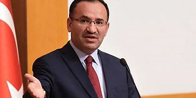 Bakan Bozdağ: Cumhurbaşkanı Erdoğan'ın adaylığını AYM'ye taşımak beyhude çabadır