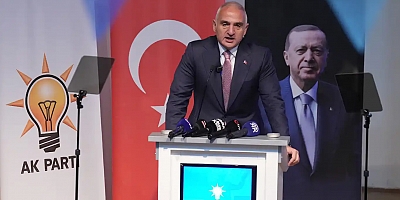 Bakan Ersoy çeşitli temaslarda bulunmak üzere Ağrı'ya geldi