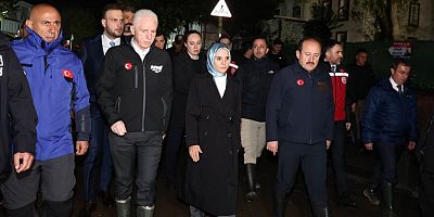 Bakan Göktaş, Sarıyer'deki sel bölgesinde incelemelerde bulundu