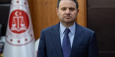 Bakan Gürlek: FETÖ ile mücadelemiz kararlılıkla sürüyor