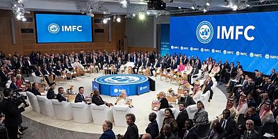 Bakan Şimşek: ABD’de son derece verimli temaslarda bulunduk