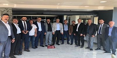 Başkan Geçirgen köy muhtarlarıyla bir araya geldi.