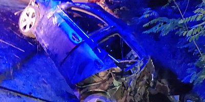 Batman'da Kaza yapan otomobil hurdaya döndü: 4 ağır yaralı