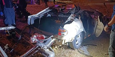 Batman'da otomobil tıra çarptı: 2 çocuk hayatını kaybetti, baba ağır yaralı