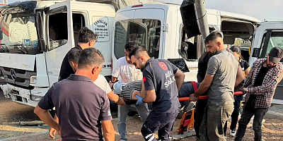 Batman'da tır ile minibüs çarpıştı: 6 yaralı