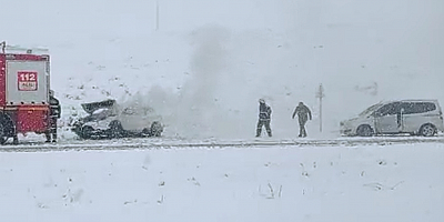 Batman-Diyarbakır karayolunda kar nedeniyle zincirleme kaza oldu