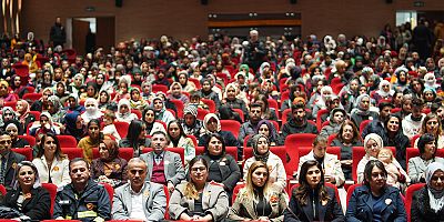 Batman Valiliği; “Kadınlara Yönelik Şiddetle Mücadele için 16 Günlük Aktivizm Kampanyası” Kapsamında Konferans Düzenledi