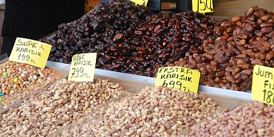 Bayram öncesi kuruyemiş satışları gramaja düştü: 'Çerez parası' lafı, tarihe karıştı!