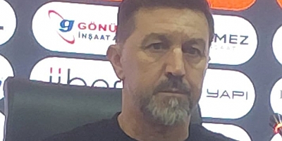 Besnik Hasi 6 Maç Sonra İlk Kez Güldü