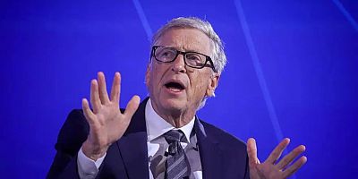 Bill Gates'ten yapay zekâ uyarısı: 