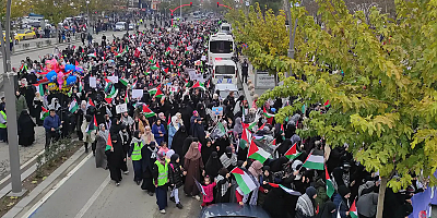 Binlerce anne Gazze için yürüdü