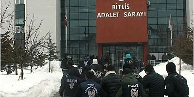 Bitlis merkezli bahis ve dolandırıcılık operasyonu: 24 şüpheli tutuklandı