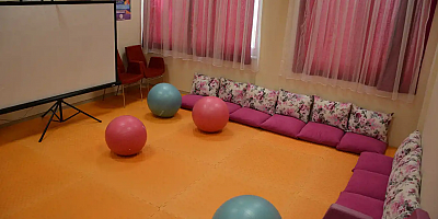 Bitlis Tatvan Devlet Hastanesinde gebe okulu açıldı