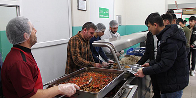 Bitlis’te her gün 18 bin 526 öğrenci ücretsiz yemekten faydalanıyor