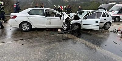 Burdur'da trafik kazası: 7 ölü, 5 yaralı