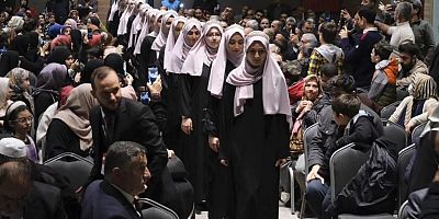 Bursa’da hafızlığını tamamlayan 59 öğrenci için  tören yapıldı