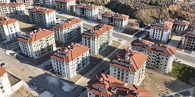 Çevre, Şehircilik Bakanlığı: Deprem bölgesinde 2 yılda 455 bin 357 bağımsız bölüm teslim edildi