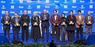 Cumhurbaşkanı Erdoğan 12. Necip Fazıl Ödülleri Töreni’nde konuştu