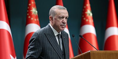 Cumhurbaşkanı Erdoğan: 'Tevrat'a karşı koruma kararı alanlar Kur'an'a karşı terbiyesizliklerini ortaya koyuyorlar'