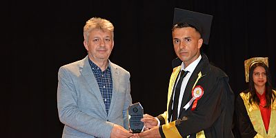 D.Ü SAĞLIK HİZMETLERİ MYO’DA MEZUNİYET HEYECANI