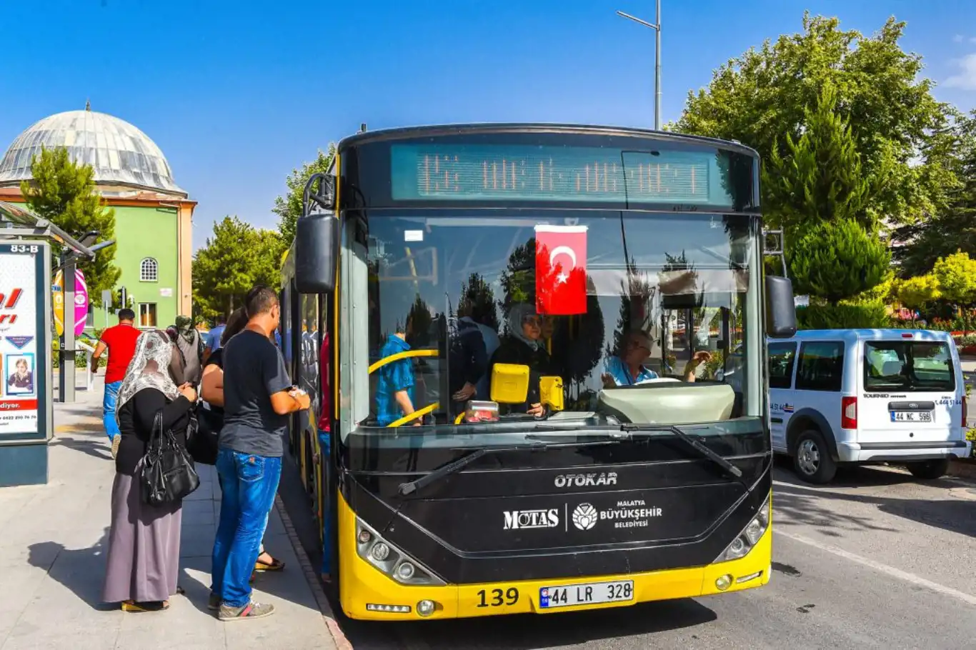 Deprem bölgesi Malatya’da belediyeden ulaşıma zam