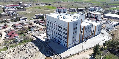 Dicle Devlet Hastanesi C Rol Grubuna Yükseltildi: Yeni Vaatler, Eski Sorular