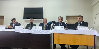 Dicle Üniversitesi’nde “Dünden Bugüne Kürtçe Gazeteciliği ve Etkileri” Paneli Yoğun İlgi Gördü