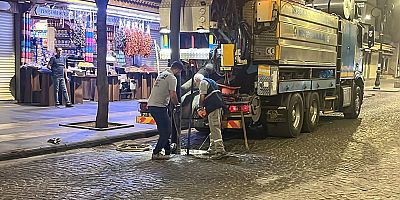 DİSKİ’den Kanalizasyon Hatlarında Gece Mesaisi