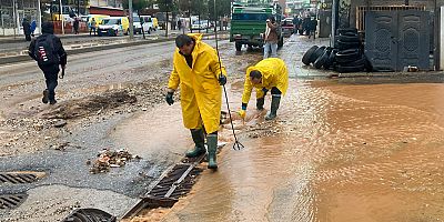 DİSKİ ekipleri Silvan’da sele karşı sahadaydı