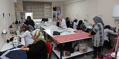 DİSMEK 15 branşta eğitim