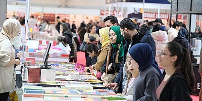 Diyarbakır 9. Kitap Fuarı Kapılarını Açıyor  Kitapseverler Mezopotamya'nın Kalbinde Buluşuyor