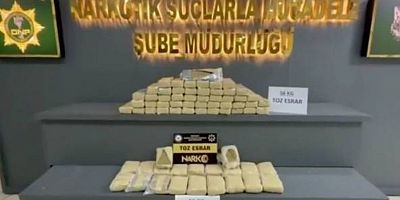 Diyarbakır'da 56 kilogram toz esrar ele geçirildi: 2 gözaltı