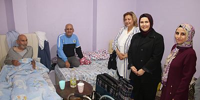 Diyarbakır'da AK Partili kadınlardan örnek davranış