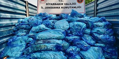 Diyarbakır’da Araçtan 3 Ton Hayvansal İç Yağ Ele Geçirildi