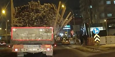 Diyarbakır'da aşırı yüklü kamyon tehlike saçtı