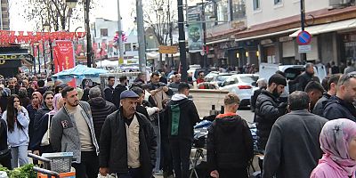 Diyarbakır'da çarşı ve pazarlarda bayram hareketliliği