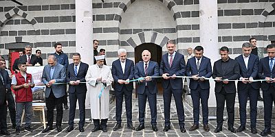 Diyarbakır’da Depremde Hasar Gören 6 Cami Yeniden İbadete Açıldı