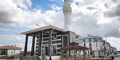 Diyarbakır'da Devlet Yaptı, Müftülük Bekliyor