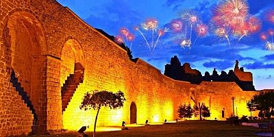 Diyarbakır’da Gece Havai Fişek ve Silah Sesi İddiaları Vatandaşları Tedirgin Ediyor