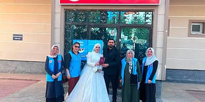 Diyarbakır’da Genç Çifte 500 Bin TL’lik Çeyiz Desteği
