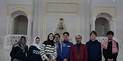 Diyarbakır’da Gönül Köprüsü: Fransız Turistleri Evinde Ağırlayan İmamdan Örnek Misafirperverlik
