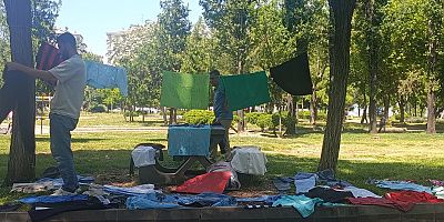 Diyarbakır’da Gönüllere Dokunan Yardım Hareketi: İkinci El Kıyafetler Ücretsiz Dağıtıldı