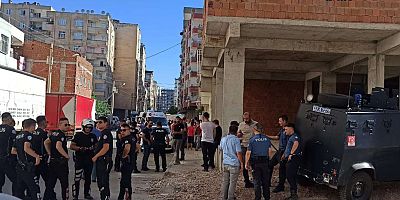Diyarbakır'da İnşaat halindeki ev yüzünden çıkan tartışma silahlı kavgaya dönüştü: 2 yaralı