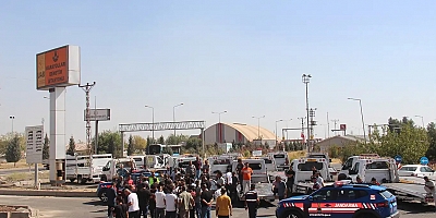 Diyarbakır’da Kamyonetçiler kantar kararına konvoylu protesto