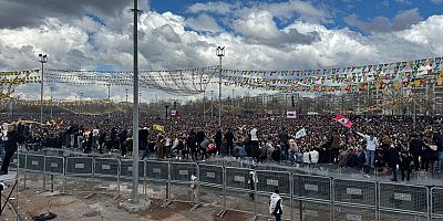 Diyarbakır’da Nevroz Kutlaması Coşkuyla Gerçekleşti